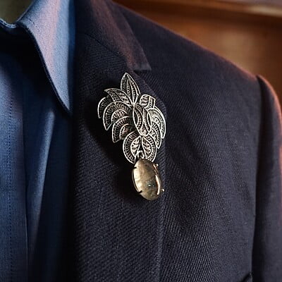 King brooch 2025