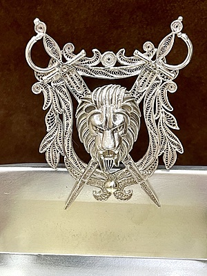 Silver Lion Office Tabletop.