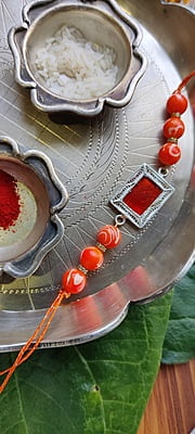 Rakhi Rakhi
