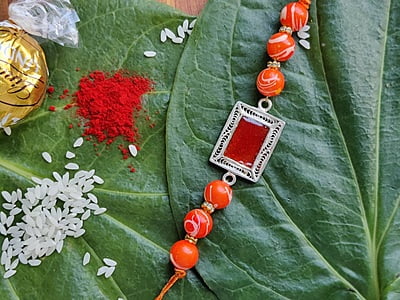 Rakhi Rakhi