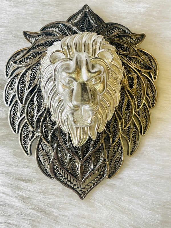 Noble Sovereign Silver Handcrafted Brooch Noble Sovereign Silver Handcrafted Brooch